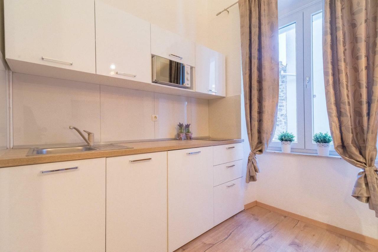 Studios & Apartments Porto زادار المظهر الخارجي الصورة